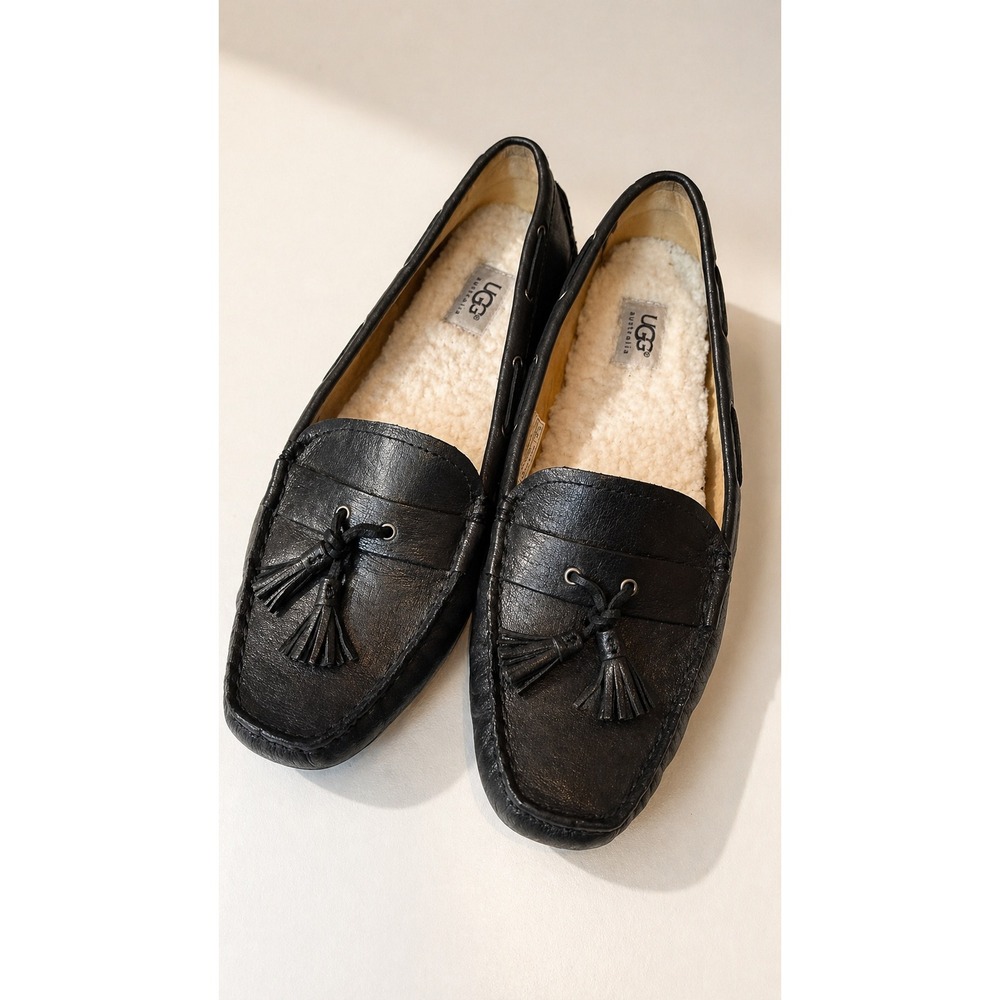 UGG Loafers Womens 9 Black Milana Tassel Metallic Leather Shearling Moccasins